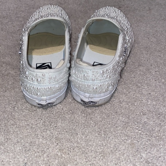 Custom made Pearl Vans - Picture 4 of 5